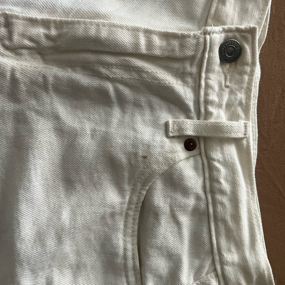 Levi's High-Rise Denim Shorts - Picture 3 of 3